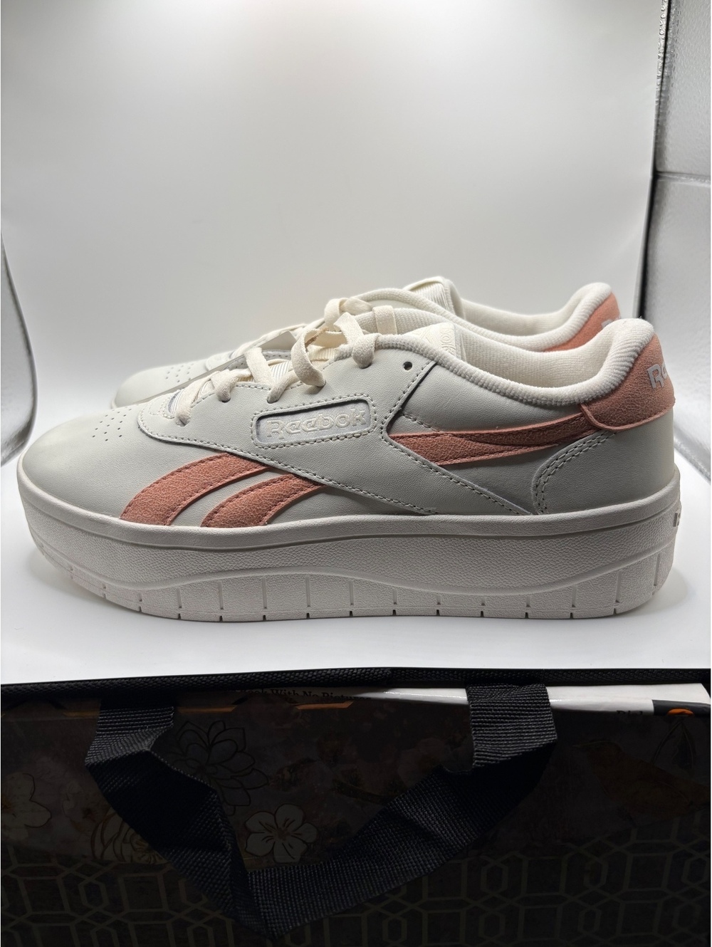 Reebok Women’s 9 Reebok Court Advance Surge